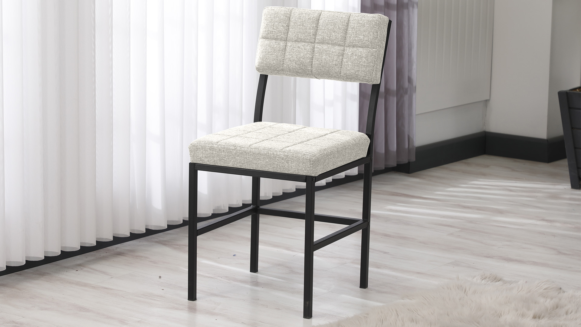 Dubai Modeli Mutfak Masa Takımı 4 Sandalye Keten Kumaş Krem1 Masa Ceviz