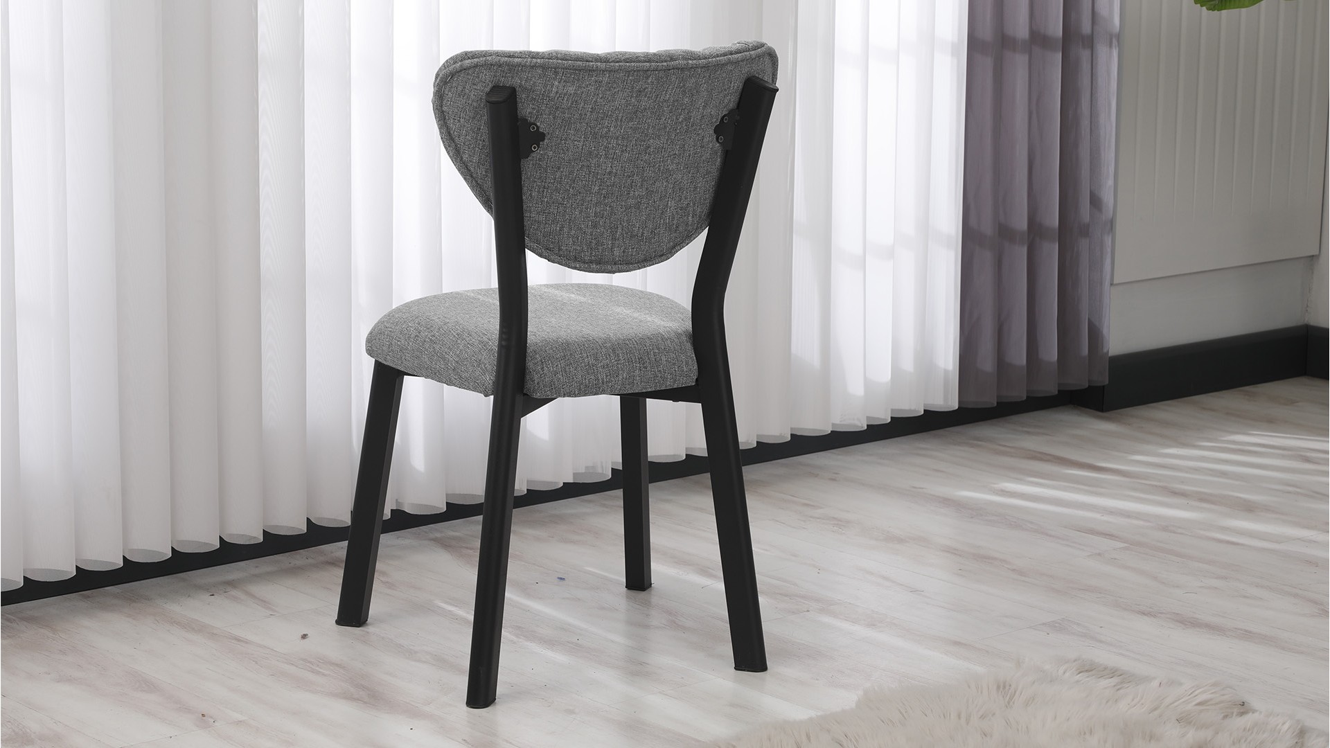 Elma Modeli Mutfak Masa Takımı 4 Sandalye Keten Kumaş Gri 1 Masa Ceviz