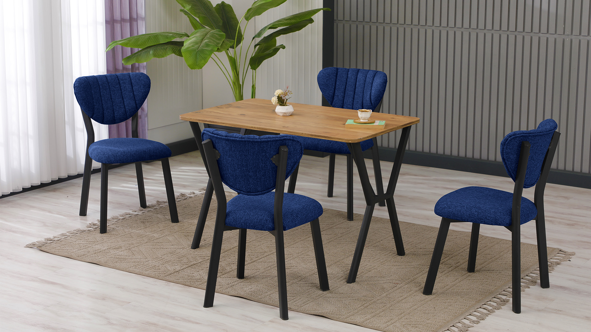 Elma Modeli Mutfak Masa Takımı 4 Sandalye Keten Kumaş Lacivert 1 Masa Ceviz