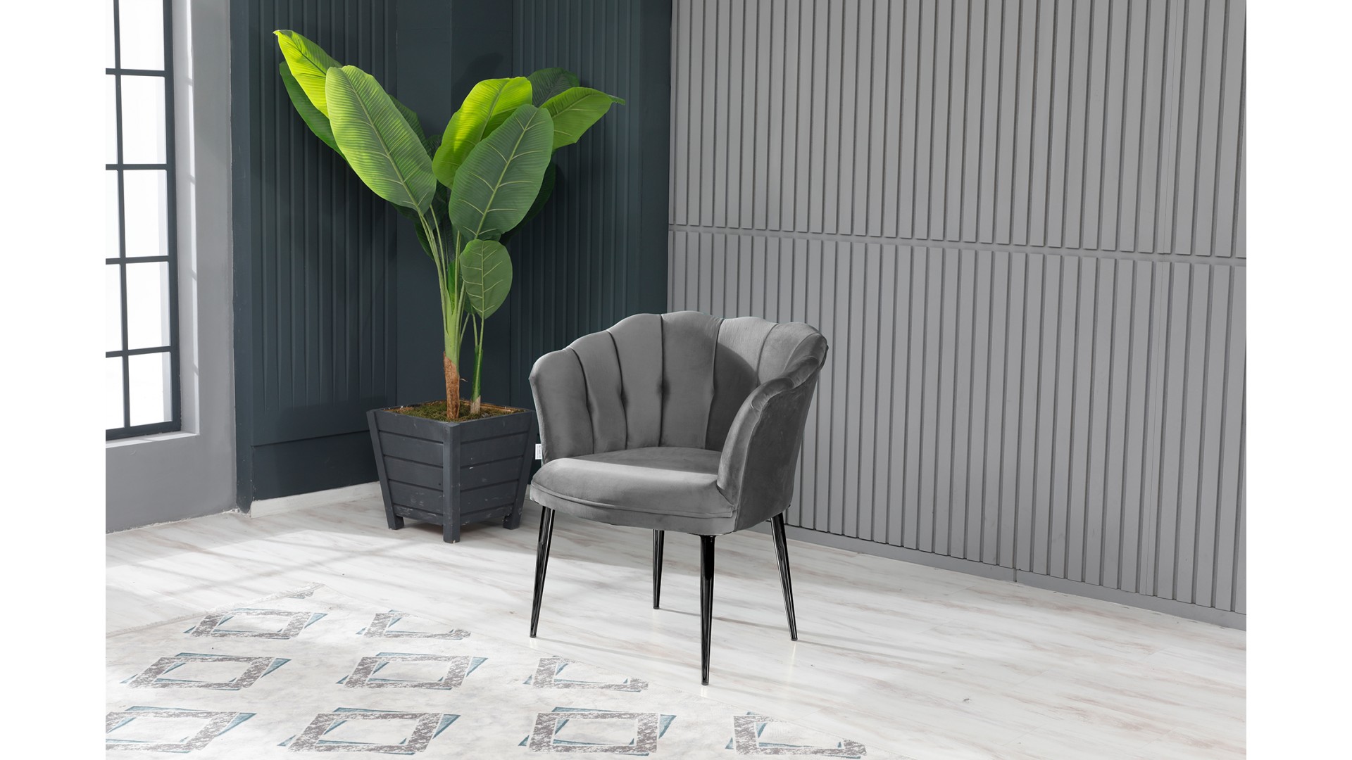 Papatya Tekli Berjer Babyface Kumaş  Siyah Metal Ayak Gri