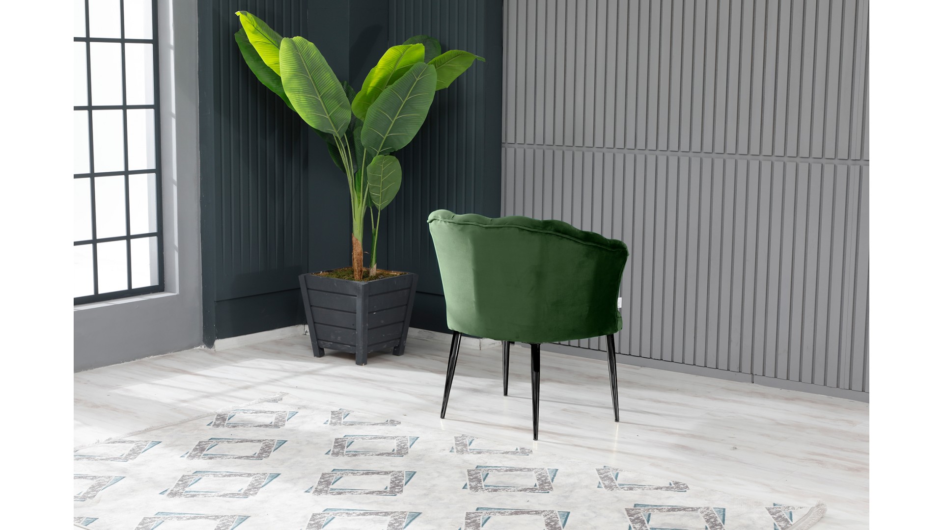 Papatya Tekli Berjer Babyface Kumaş Siyah Metal Ayak Yeşil